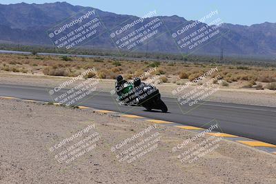 media/Oct-08-2022-SoCal Trackdays (Sat) [[1fc3beec89]]/Turn 16 Inside (1130am)/